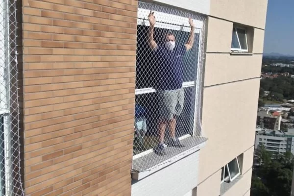 instalacao-de-redes-de-protecao-em-curitiba-pr Instalação de tela de proteção para janelas em Curitiba